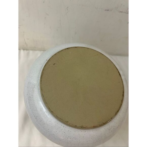 Mushroom Butterflies Dish Oven Proof Stoneware pot 6" diameter - Picture 6 of 6